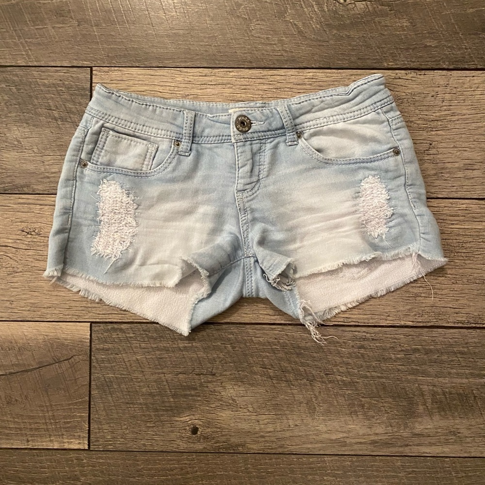 🩳💛Mudd Woman’s Distressed Jean Shorts Size Jr 1